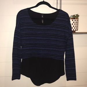 Jessica Simpson Black & Blue Cropped Sweater -  XS